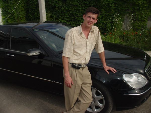 Евгений Калюжный