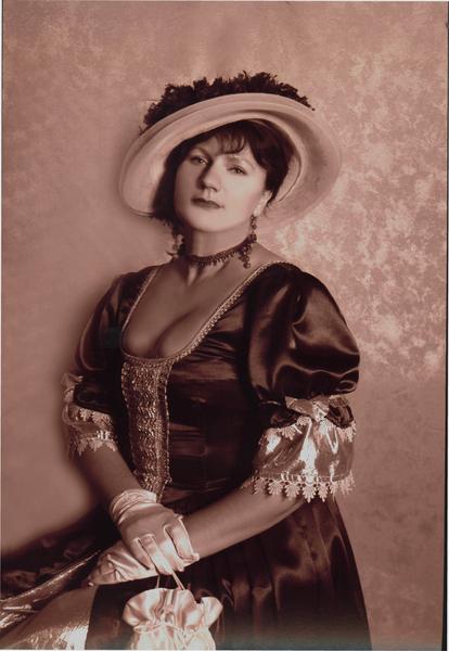 Елена Толчеева