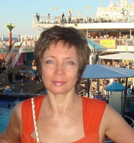 Елена Компанеец