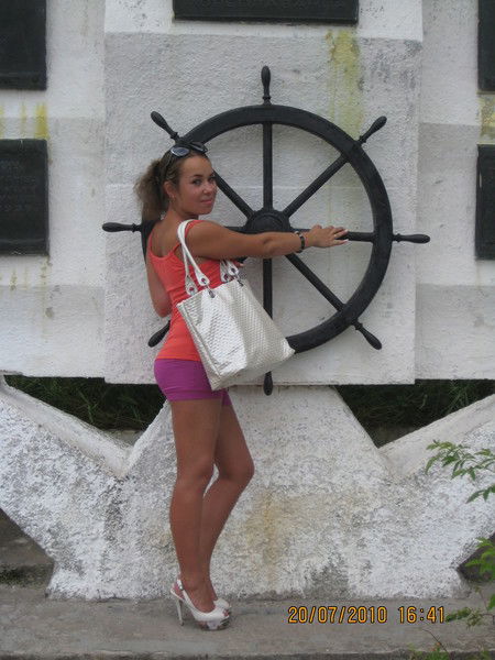 Ксюня "скрепка" Горюнова