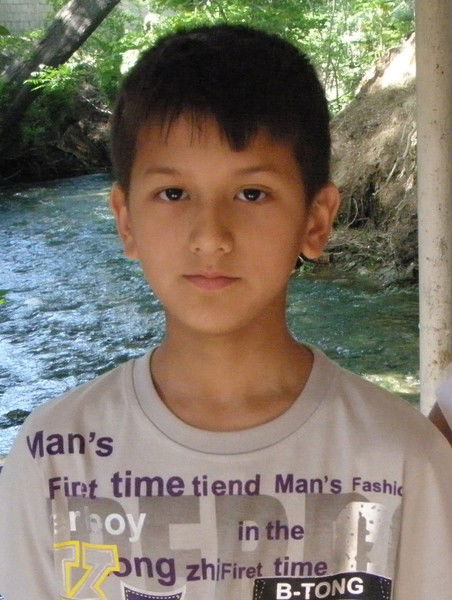 Амирджон Гафуров