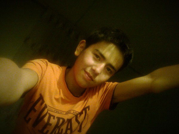 Бекзат Аскаров