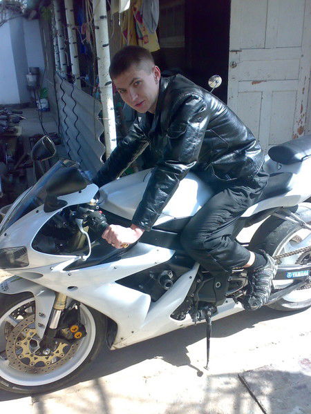 Дмитрий Бондарь