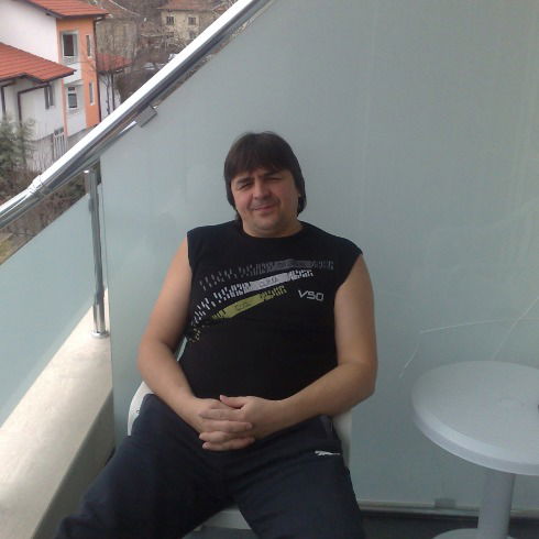 Ивелин Николов