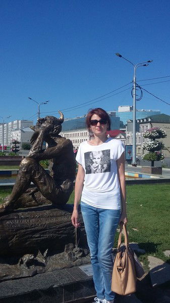 Екатерина Сазанова