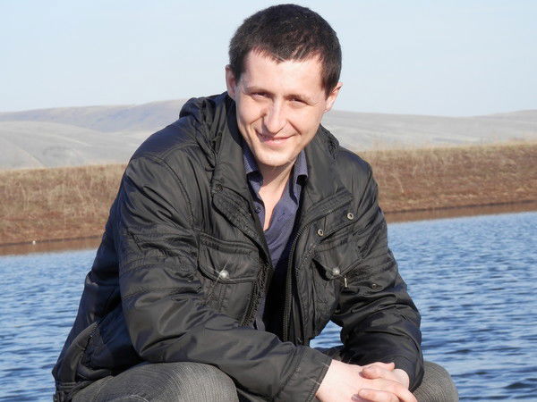 Александр Макаров