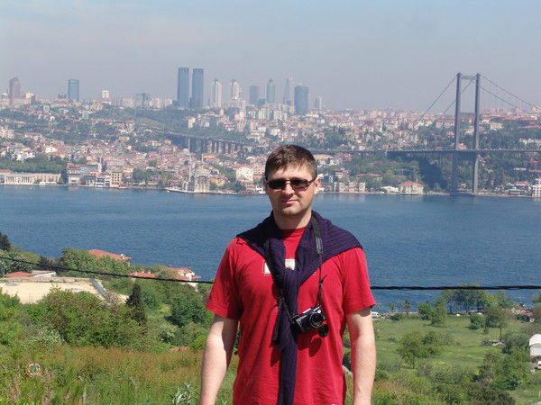 Владимир Толмач