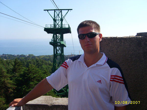 Роман Бочаров