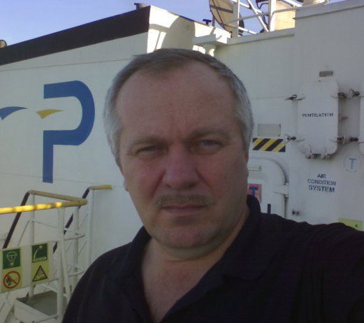 Андрей Тихонов