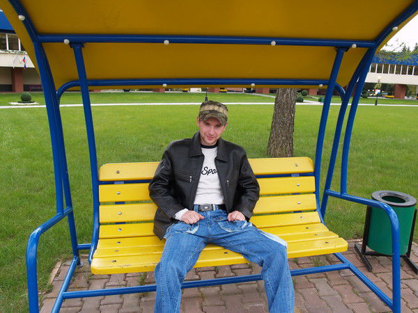 Алексей Пивоваров