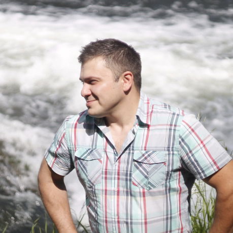 Роман Смирнов