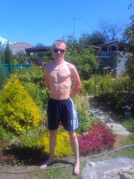 Данила Емельянов