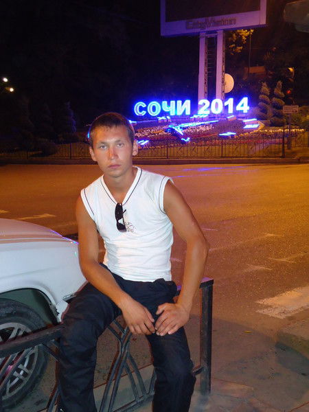 Лев Медведев