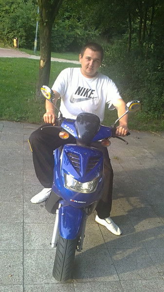 Антон Ковис