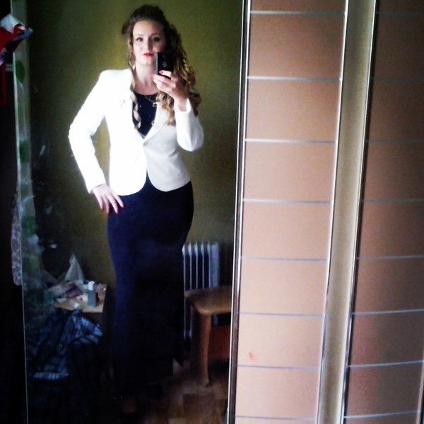 Аня Ахметова