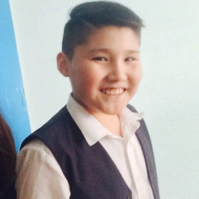 Алишер Асанов