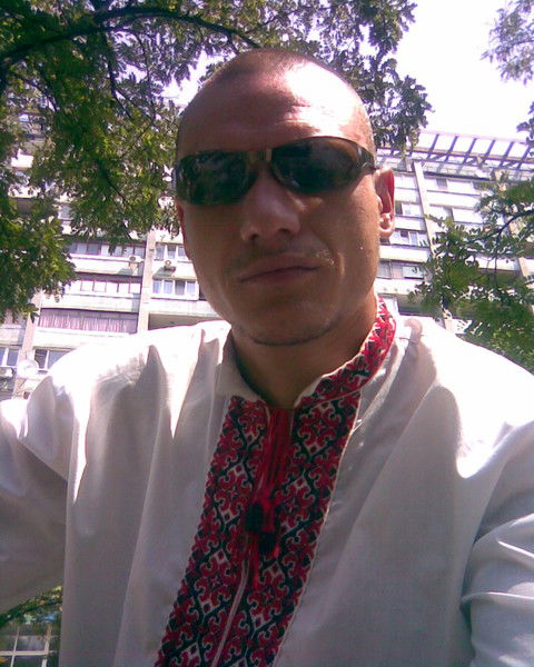 Саша Бражник