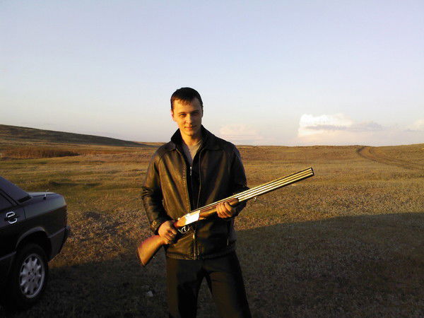 Виктор Тихонов