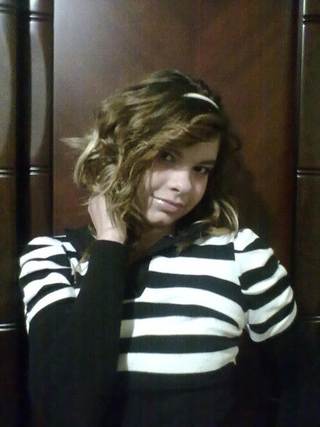 Оленька Аксютенко