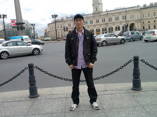 Женишбек Азимов