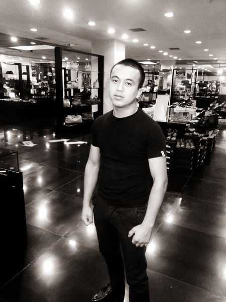 ********* **********