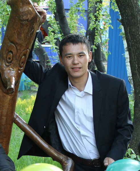 Алишер Шарипов