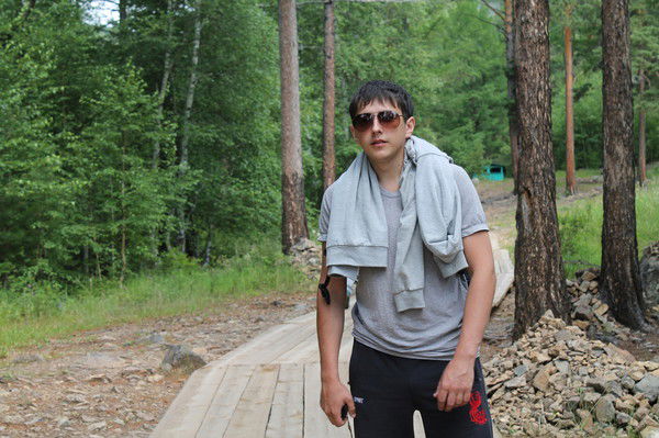 Дмитрий Леонтьев