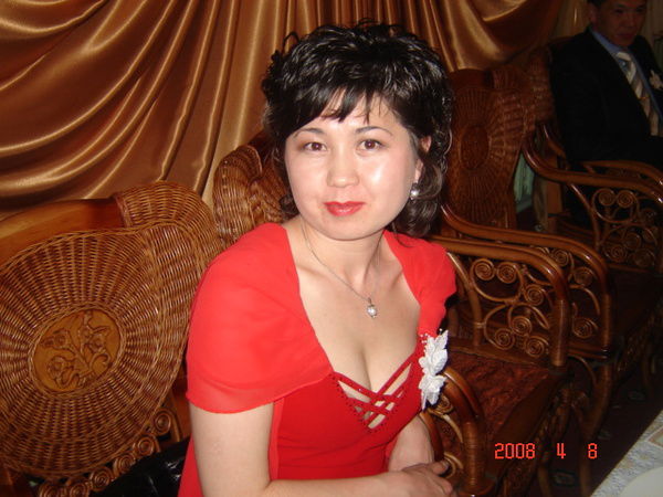 Динара Исенова