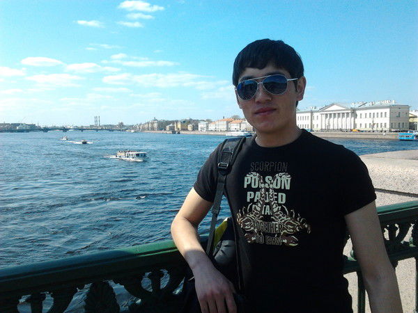 Айбек Исматов