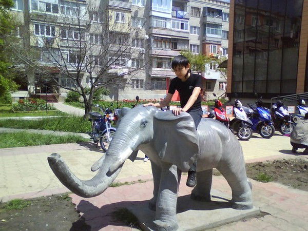 Максим Андриянов