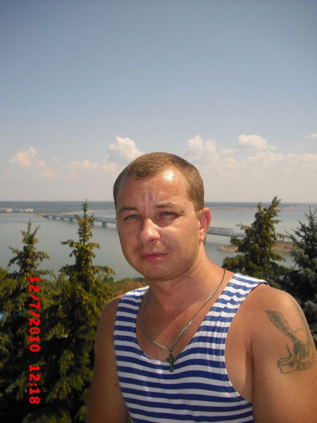 Евгений Якуничев