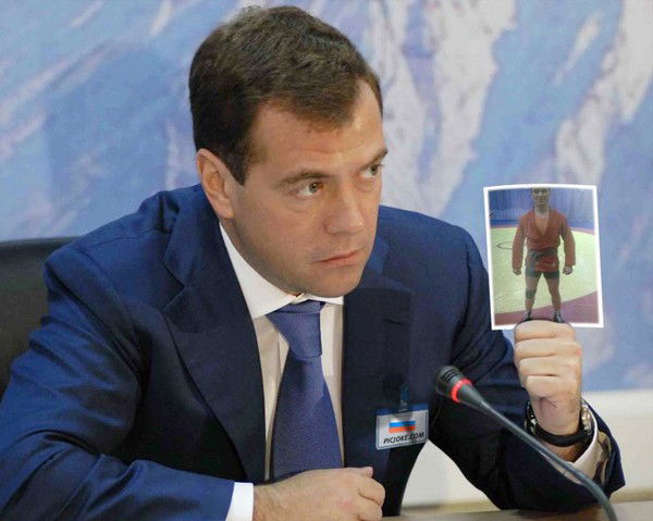 Эзен Кыныев