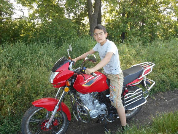 Андрей Сары