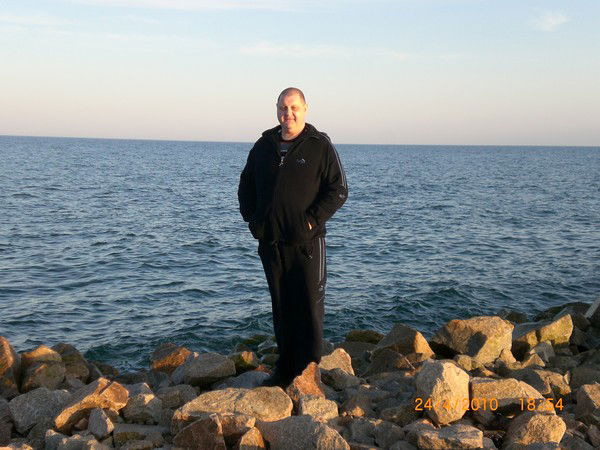 Александр Петриченко