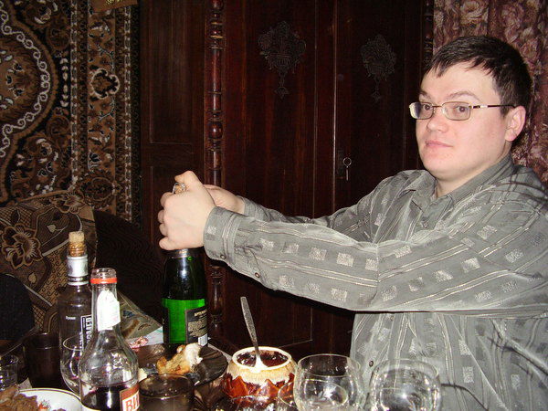 Неизвестно Неизвестно