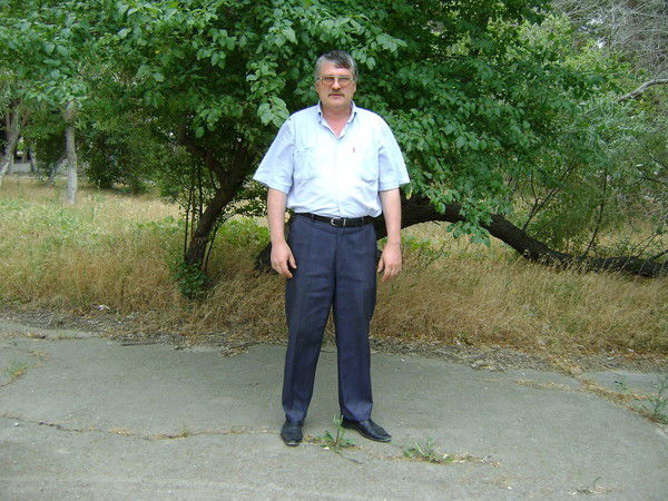 Евгений Решетников