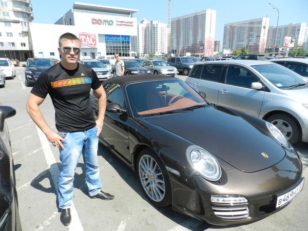 Денис Шарапов