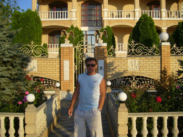 Сергей Ларин