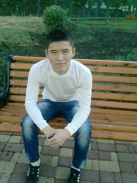 Дамир Зиреков