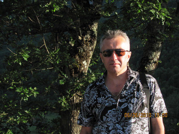 Андрей Константинов