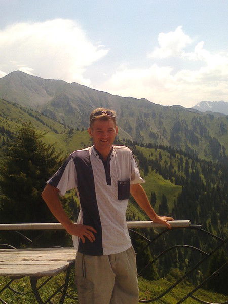 Сергей Гутов