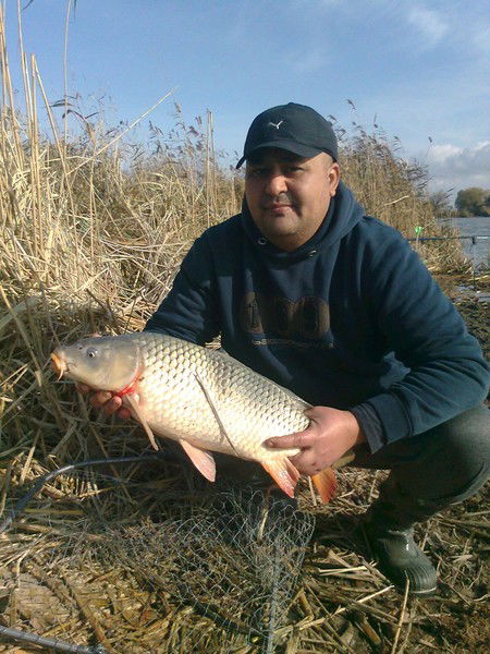 Уткир Джураев