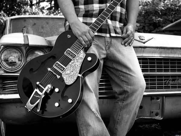 Адека... Из 9В...