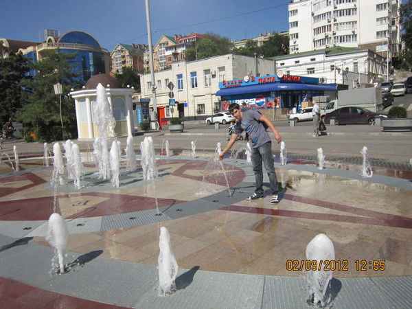 Антон Величко