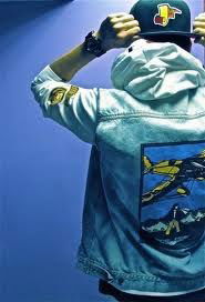 Женя Поваляев