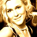 Елена Михайлова