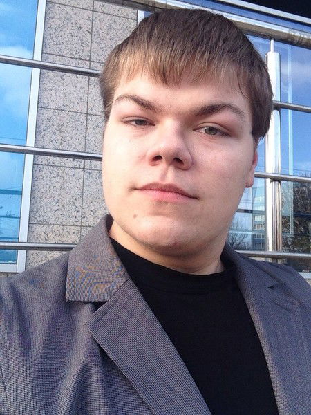 Андрей Павлютенко