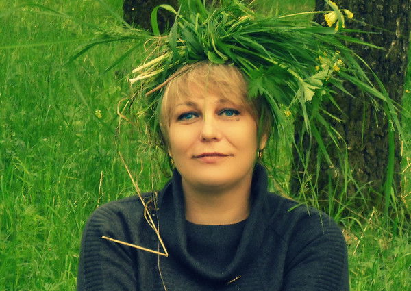 Елена Ефремов