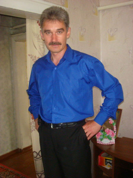 Роман Волков