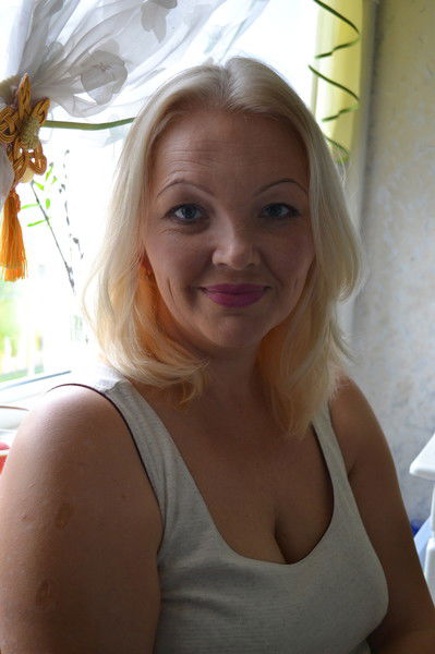 Елена Михайлова